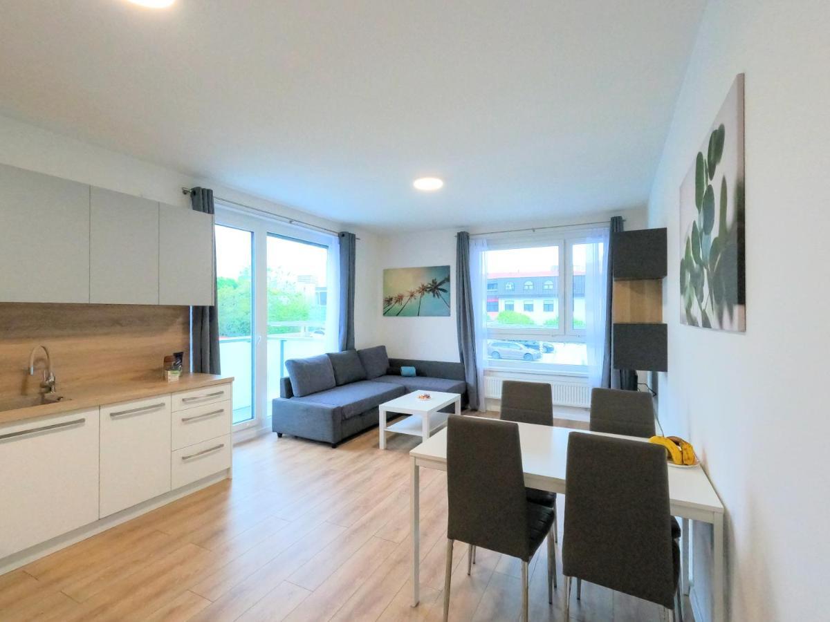 Brand New Apartment By Hockey Stadium Bratislava Eksteriør bilde